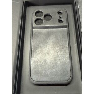 dbrand Grip Case Matte Black iPhone 17 Pro Black - Leather skin